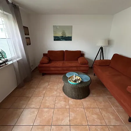 Appartement Haus Jasmund 1 *